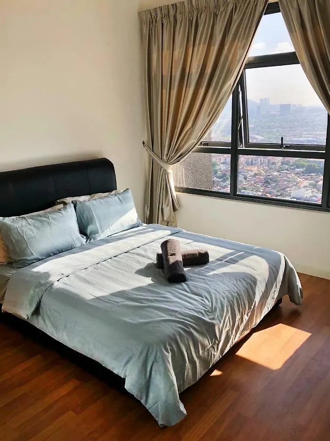 Lakeville Residences Kuala Lumpur Apartment
